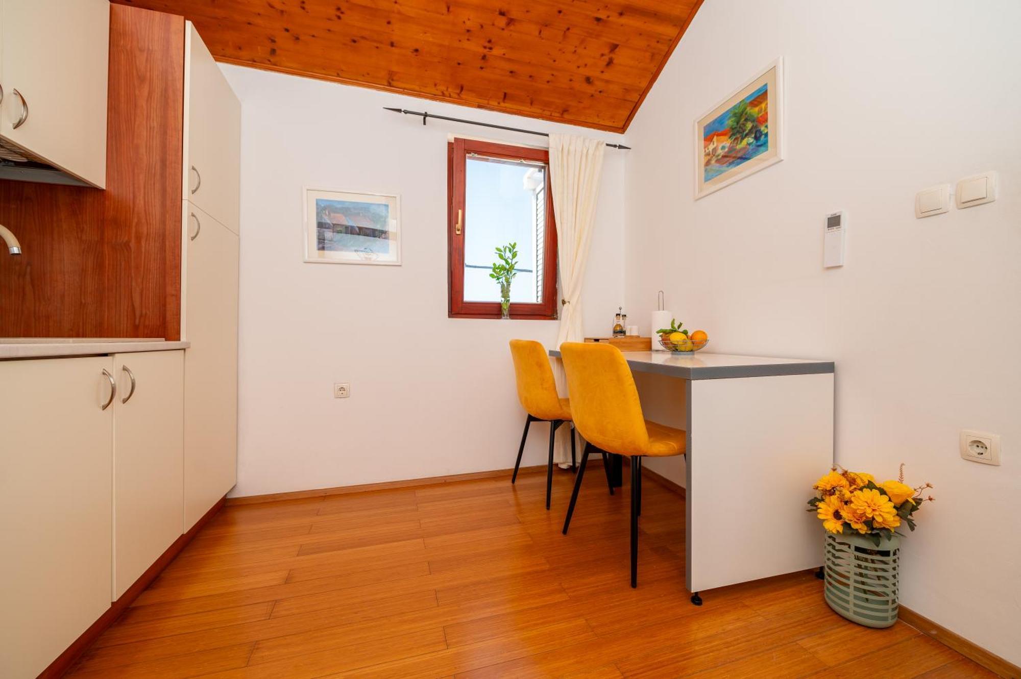 Apartments Vitoria Mali Lošinj Kültér fotó