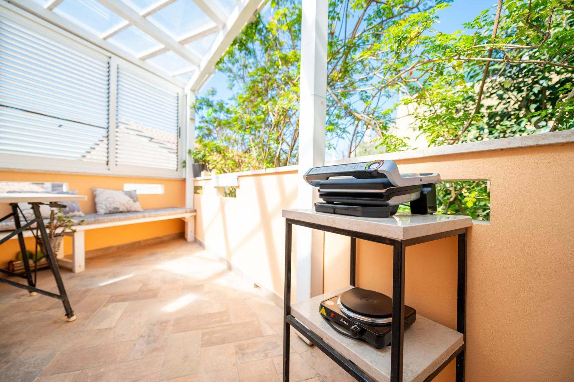 Apartments Vitoria Mali Lošinj Kültér fotó