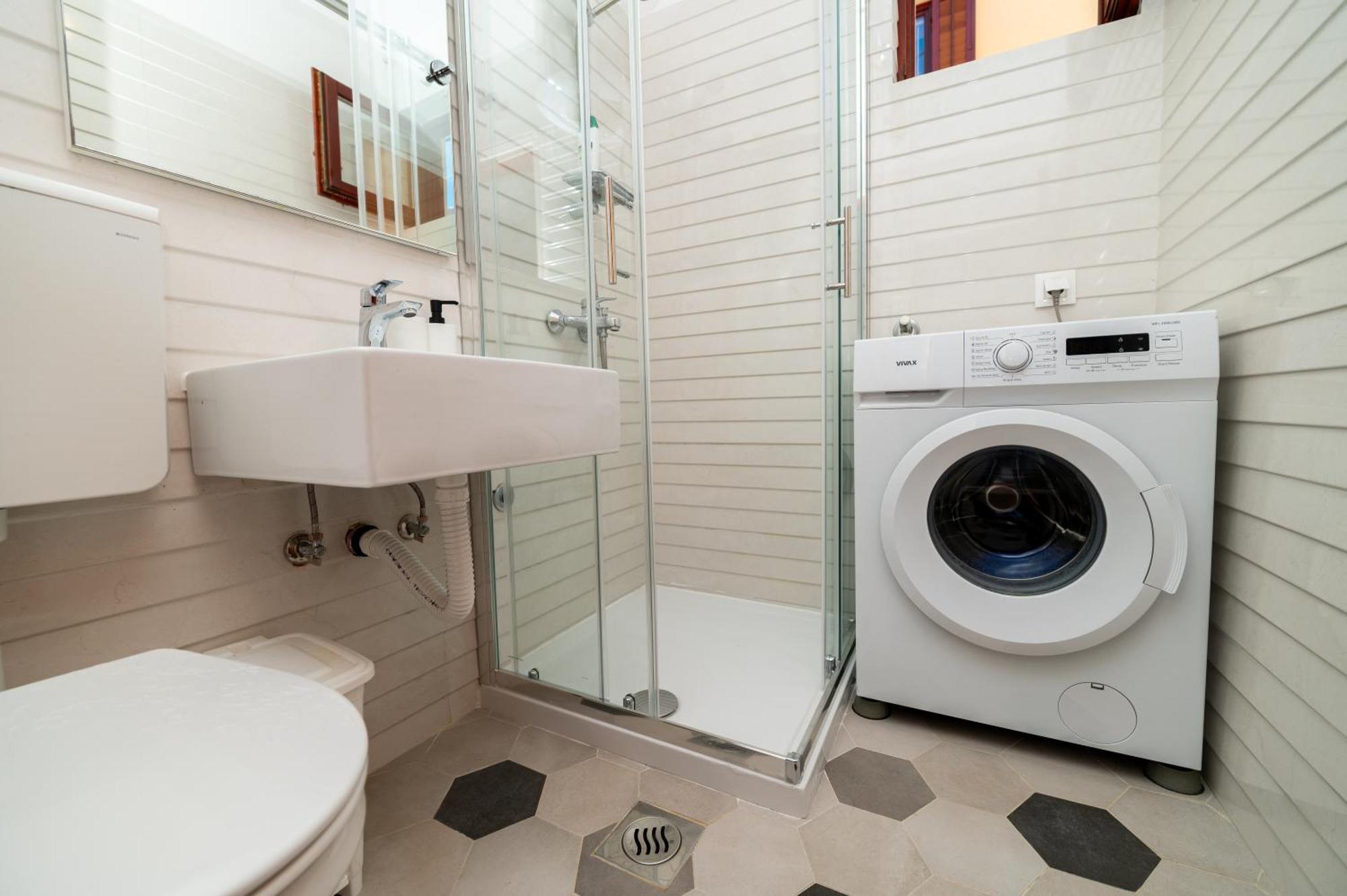 Apartments Vitoria Mali Lošinj Kültér fotó
